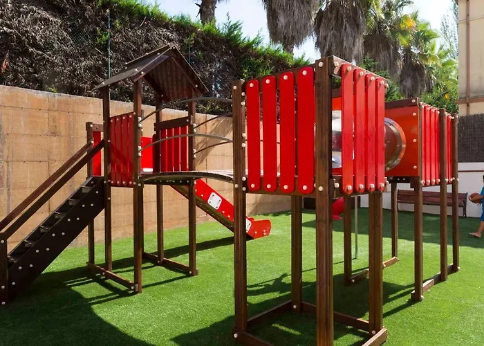 - Costa Brava 3515 מלון דירות 3*